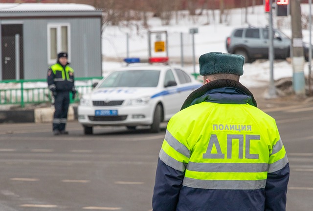 На Волоколамском шоссе занесло легковушку