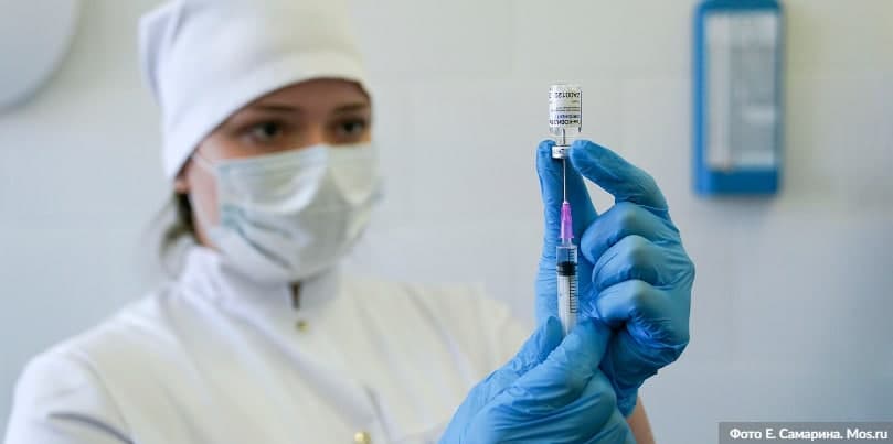 В поликлинике на Пехотной за прививку можно получить подарочный сертификат