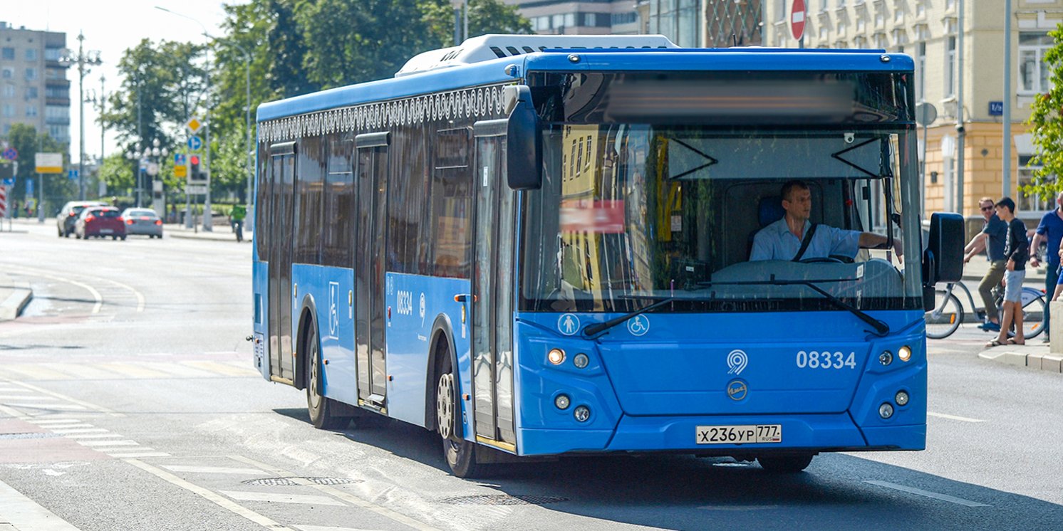В Щукине на маршрут №277 вышел автобус №687