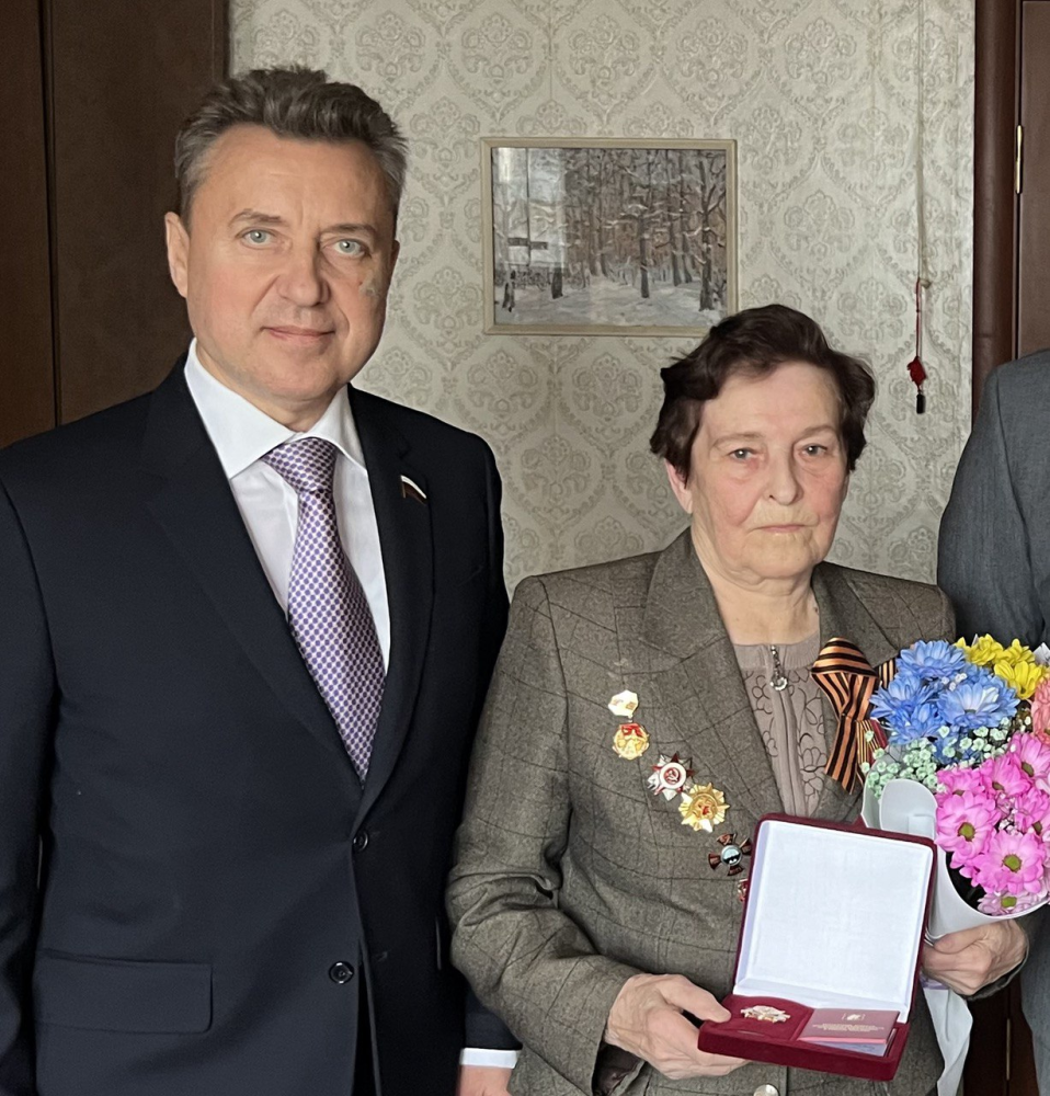 Бывшая 11-летняя разведчица времен Великой Отечественной стала почётным жителем района Хорошево-Мневники